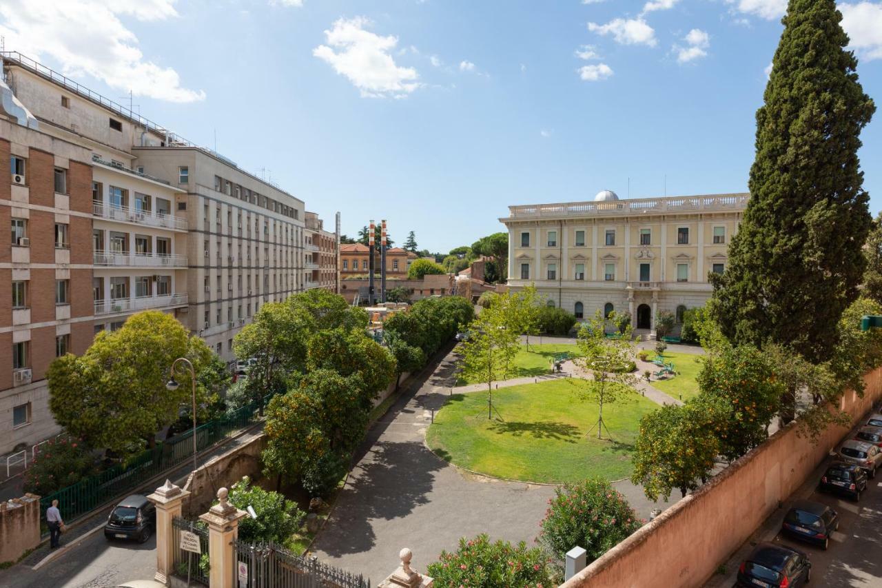 Mini Appartamento Colosseo โรม ภายนอก รูปภาพ